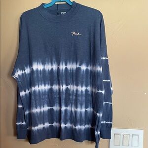 PINK Victoria's Secret Blue and White Tie-Dye Long Sleeve Tee